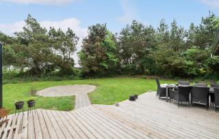 Stunning Home In Thyholm With Wifi - 1