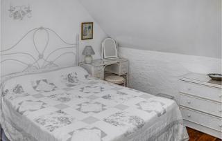 Nice Home In Savigne-Sous-Le-Lude - Savigné-sous-le-Lude - 2