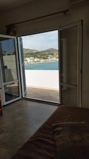 Sea View And Mountain View Apartment For 4 People - Makry Gialos - 4