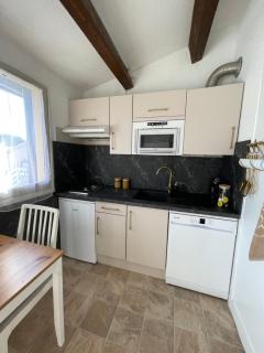 Appartement Pinède Piscine Clim proche Plage village naturiste - 0