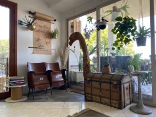 Black Market Hotel - Isquia - 8