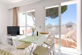 Sunny 2BR in resort with 3 pools, restaurant, gym and playground - Marbella - 6
