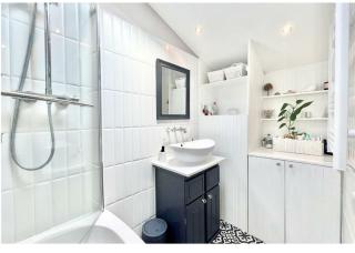 Chelmsford Cottage Homestay Free Parking Fab Garden - - 7