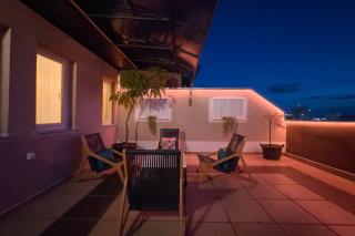 Siera's Penthouse Twin - 7