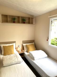 Chalet Between Ostend and Bruges - Jabbeke - 2
