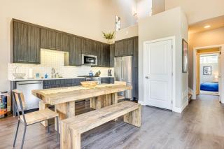 Walk to Dtwn Fraser Retreat with Hot Tub and Views! - 4