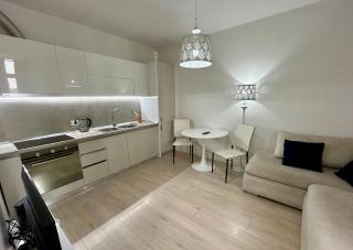 A&X Lovely and Central Apartment - 24H Self Check-In - Tirana - 9