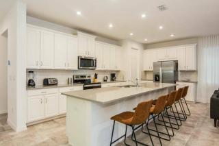 9 bedroom Lake View Private Pool Game Room 2145 - Kissimmee - 7