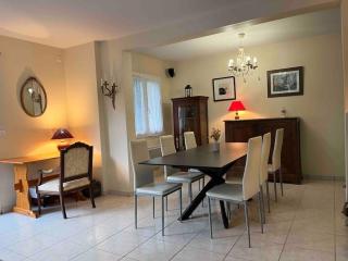 Villa familiale 8 personnes, piscine chauffée à 10 kms de la mer - Saubion - 8