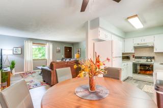 Hot Tub and Fire Pit Holiday Island Getaway! - Golden - 8