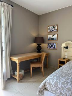 SUITE Supérieure Domaine du Golf St Endreol, 1 à 2 personnes - La Motte - 5
