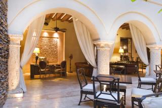 Bastión Luxury Hotel - 3