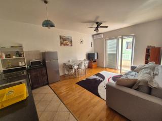 T&A apartment - Makarska - 4