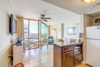 Walk to Shore Condo with 2 Pools in Myrtle Beach - Myrtle Beach - 2
