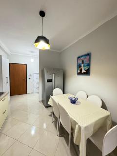 Vlora Centre Spacious Lions Gate 5 - Vlorë - 2