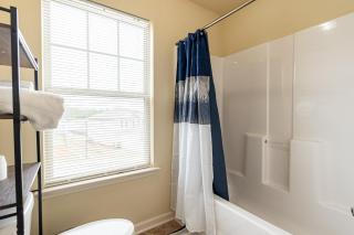 4-Bedroom Retreat with 5-Star Amenities - 1