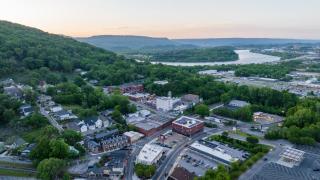 Your St Elmo Getaway for Rock City & Ruby Falls, 2BD townhome, 6 min to downtown - Chattanooga - 8