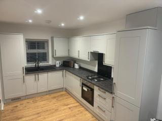 Newly constructed town house next to the canal - Keighley - 9