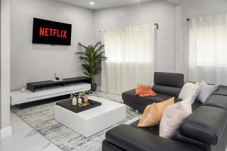 Miami Luxury Home Rental - Miami - 5