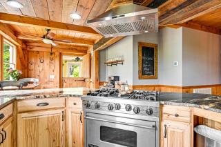 Ronda Home with Hot Tub and Fire Pit, Near Wineries! - - 1
