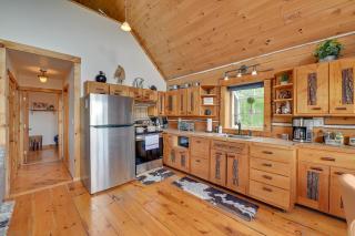 Scenic Catskills Cabin Rental with Hot Tub and Views! - Stamford - 1