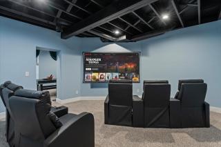 5bd Movie Theater - 7mins to UND - Backyard BBQ - South Bend - 8