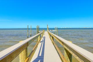 Sleek Fort Pierce Vacation Rental with Private Dock! - Fort Pierce - 0