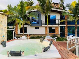 Lux Guatape Lakeside Retreat Cabin Jacuzzi - 0