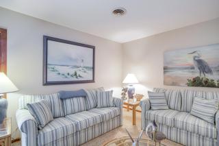 Ocean City Getaway with Balcony, Steps to Boardwalk! - Ocean City - 7
