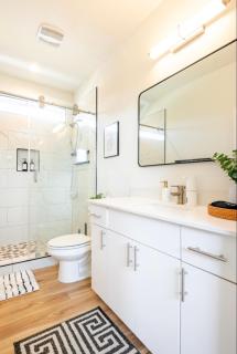 Designer NEW 10min dt Pet friendly 7min Park-Room A - Austin - 4