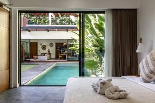 4BR NEW Luxe 350m to BEACH villa I KIDS stay free I Living panoramic windows I AC I 9 meters pool - Canggu - 7