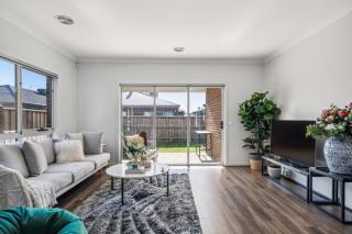 Shine Point Cook - Elegant Home Sweet Home - 3