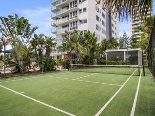 Boulevard Towers on Broadbeach - Gold Coast - 6