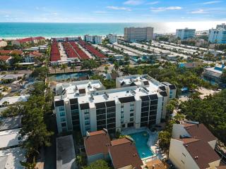 Siesta Paradise - Steps to Beach & Village - Pool - Sarasota - 8
