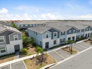 5 Bedrooms- 4,5 Bathrooms- Solterra 7136 Ol - Davenport - 8