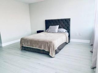 MODERN 2BR 2BA CONDO near AVENTURA! Wi-Fi! Parking - North Miami Beach - 7