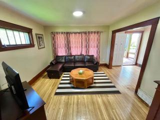 Pacific Lower Apartment Unit#1-*3 min to falls - 1