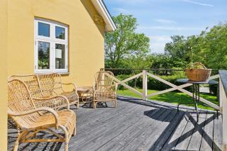 Beautiful Yellow Country Villa By The Water - 2