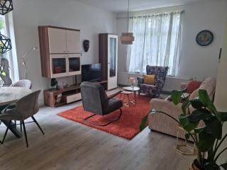 Het Voorhuis - - 2