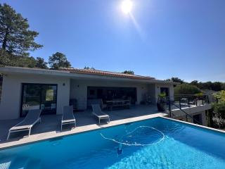 Villa privée-piscine-vue mer-pinarello-cirindinu - 7