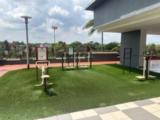 Vista Alam Studio Pool View - 2