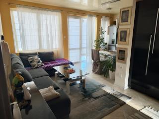 Art apartment Kiril and Metodi square - Boergas - 9