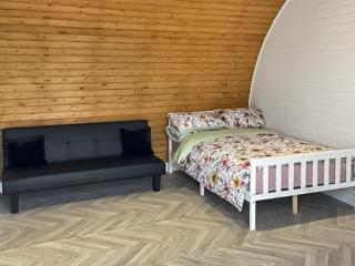 Daisy Glamping Pod - Hatfield - 6