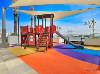 Charming Studio at Azizi Riviera 32, Al Merkadh by Deluxe Holiday Homes - Dubai - 4