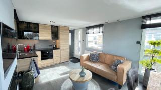 Poellodge, Luxe houseboot met zonnig terras - 2