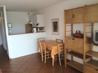 Studio cabine lumineux 4 pers avec loggia, à 2 pas de la plage et parking privé - La Grande Motte - FR-1-790-10 - La Grande-Motte - 6