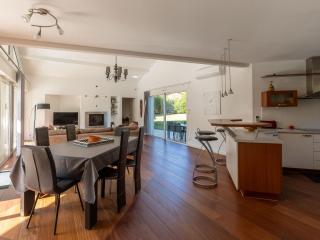 Villa familiale avec piscine chauffée, clim, 4 chambres, proche golf et plages - FR-1-319-565 - 3