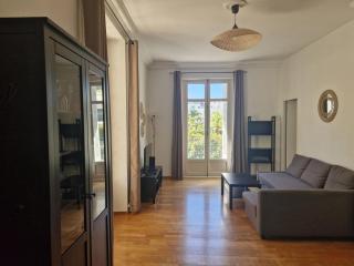 Beautiful and bright 1st Floor Flat with large Terrace - Biarritz City Center - Biarritz - 0