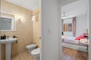 3 dormitorios, 2 baños y balcón - Málaga - 4