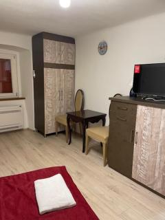 Romantic Hotel Centar Omisalj - Omišalj - 3